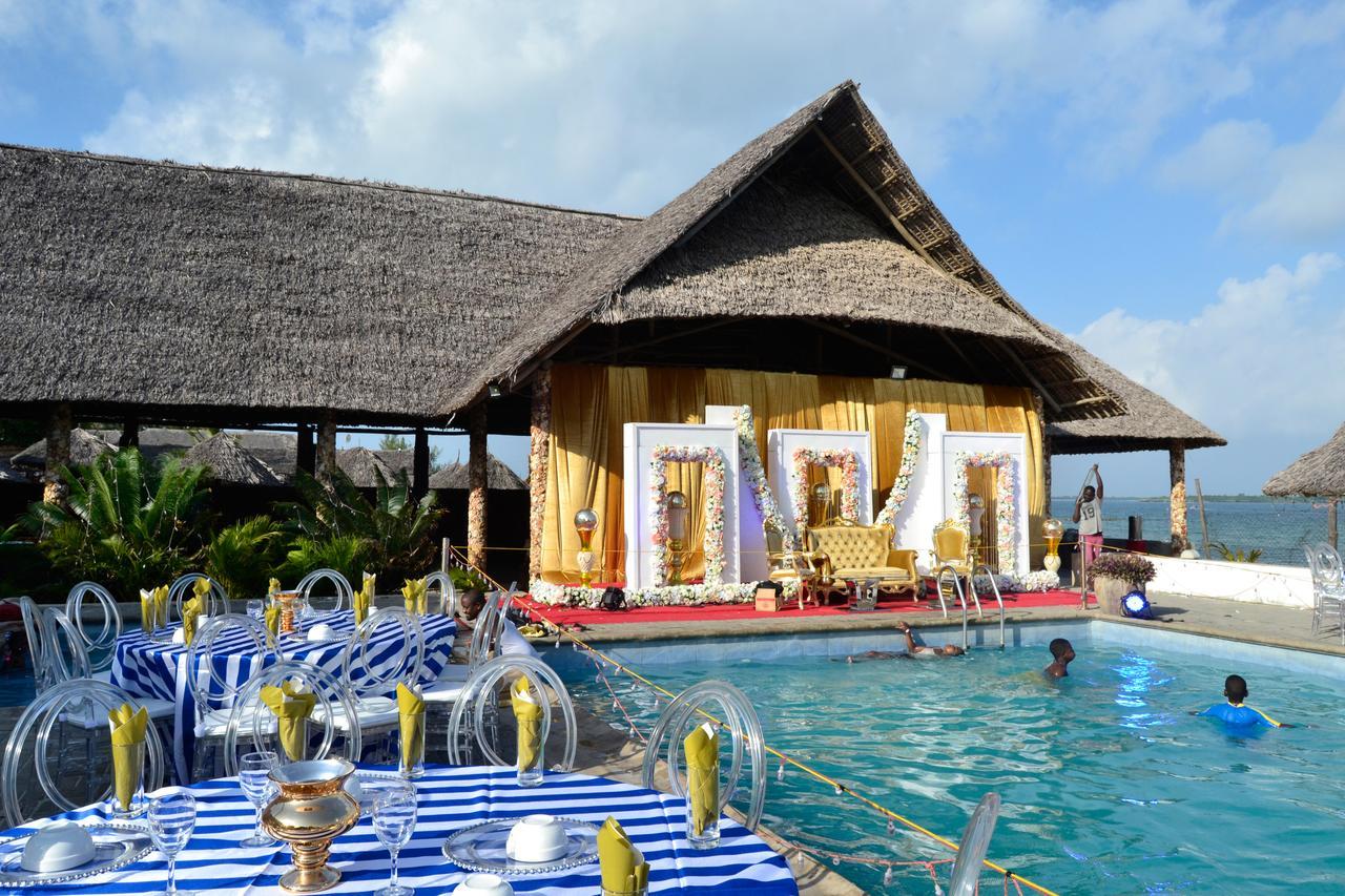 Serene Beach Resort Dar es Salaam Exterior foto